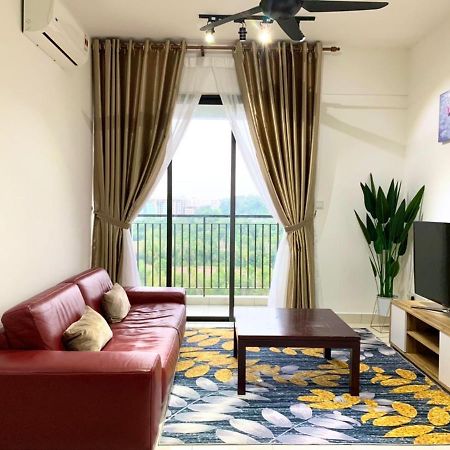 Mmg D'Tiara Homestay Kajang Esterno foto